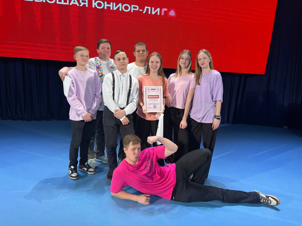 КВН.