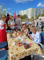Третьеклассники на Дне города.