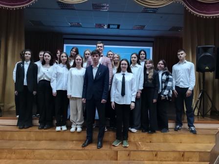 Сопровождение профессионально-личностного самоопределения школьников в профильных психолого-педагогических классах.
